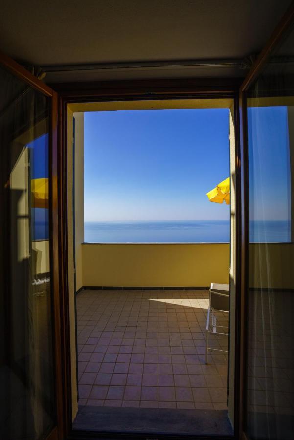 Albergo Luna Di Marzo Volastra Extérieur photo